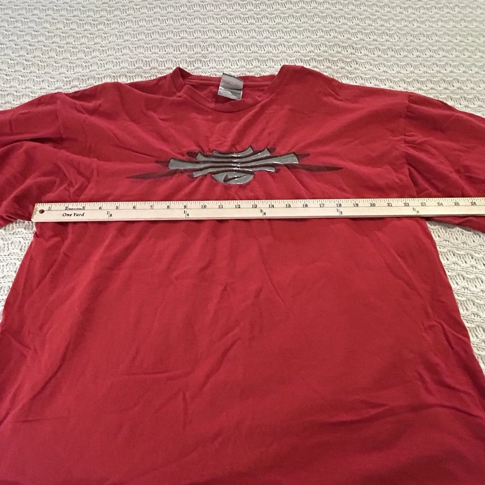 Vintage Nike Red Y2K Men's XL‎ Tee Shirt 100% Cotton
